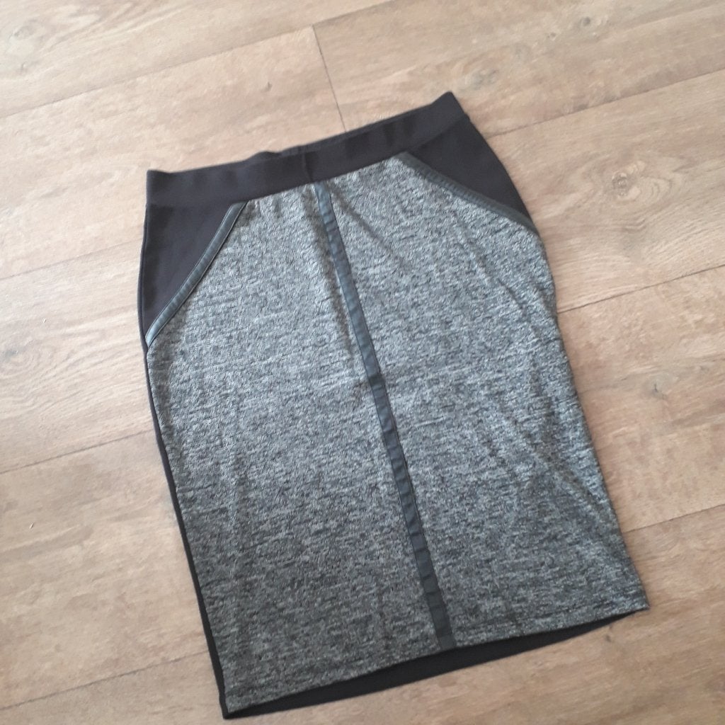 tricot rok zwart/grijs mt. L, Kleding | Dames, Maat 42/44 (L), Ophalen of Verzenden, Zo goed als nieuw, Eksept