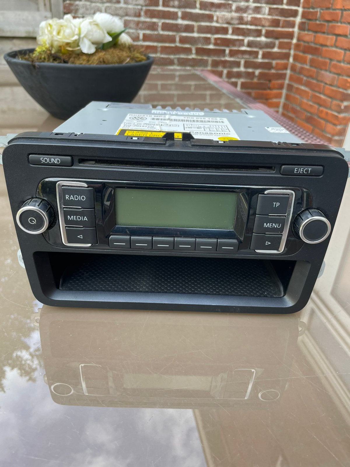 VW autoradio, Auto diversen, Autoradio's, Ophalen of Verzenden, Zo goed als nieuw