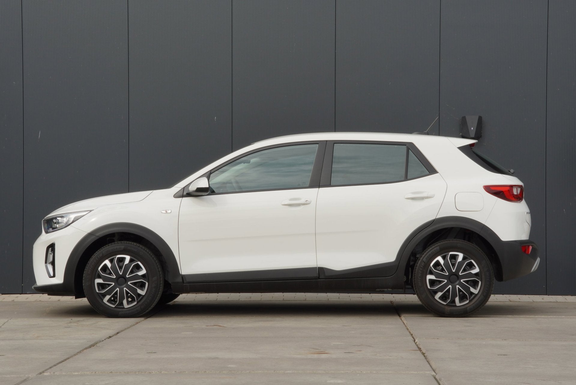Kia Stonic 1.0 T-GDi MHEV ComfortLine 2021 Airco Carplay Lan, Auto's, Voorwielaandrijving, Start-stop-systeem, Gebruikt, Euro 6
