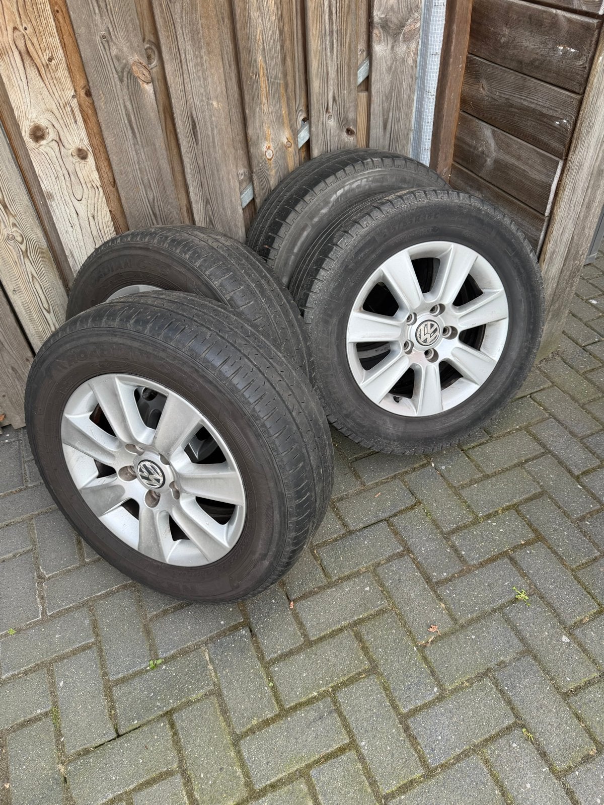 Set van 4 gebruikte Michelin Agilis / Roadian CT8 banden, Ophalen, 16 inch, Overige, Banden en Velgen