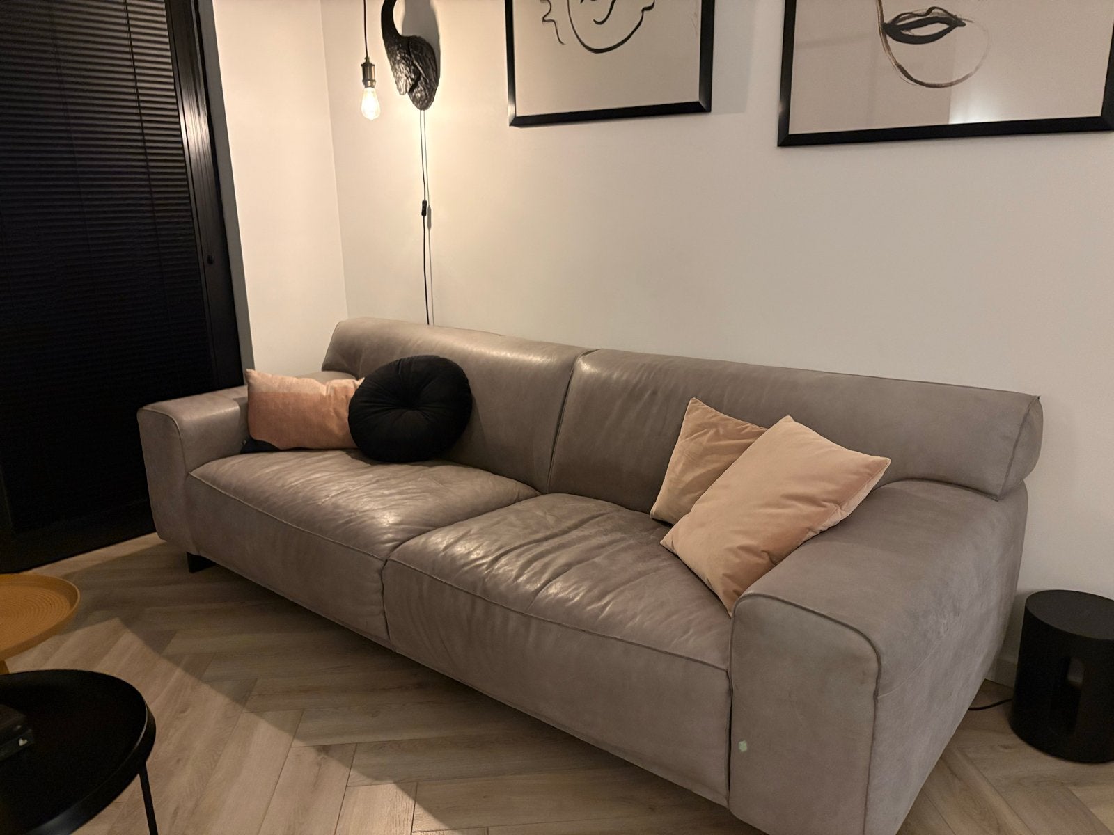 Te koop aangeboden lederen bank, Ophalen, Gebruikt, Driepersoons, 75 tot 100 cm