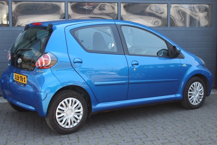 Toyota Aygo 1.0-12V Comfort AUTOMAAT 5.drs Airco Audio upgra, Stof, Gebruikt, Zwart, 68 pk