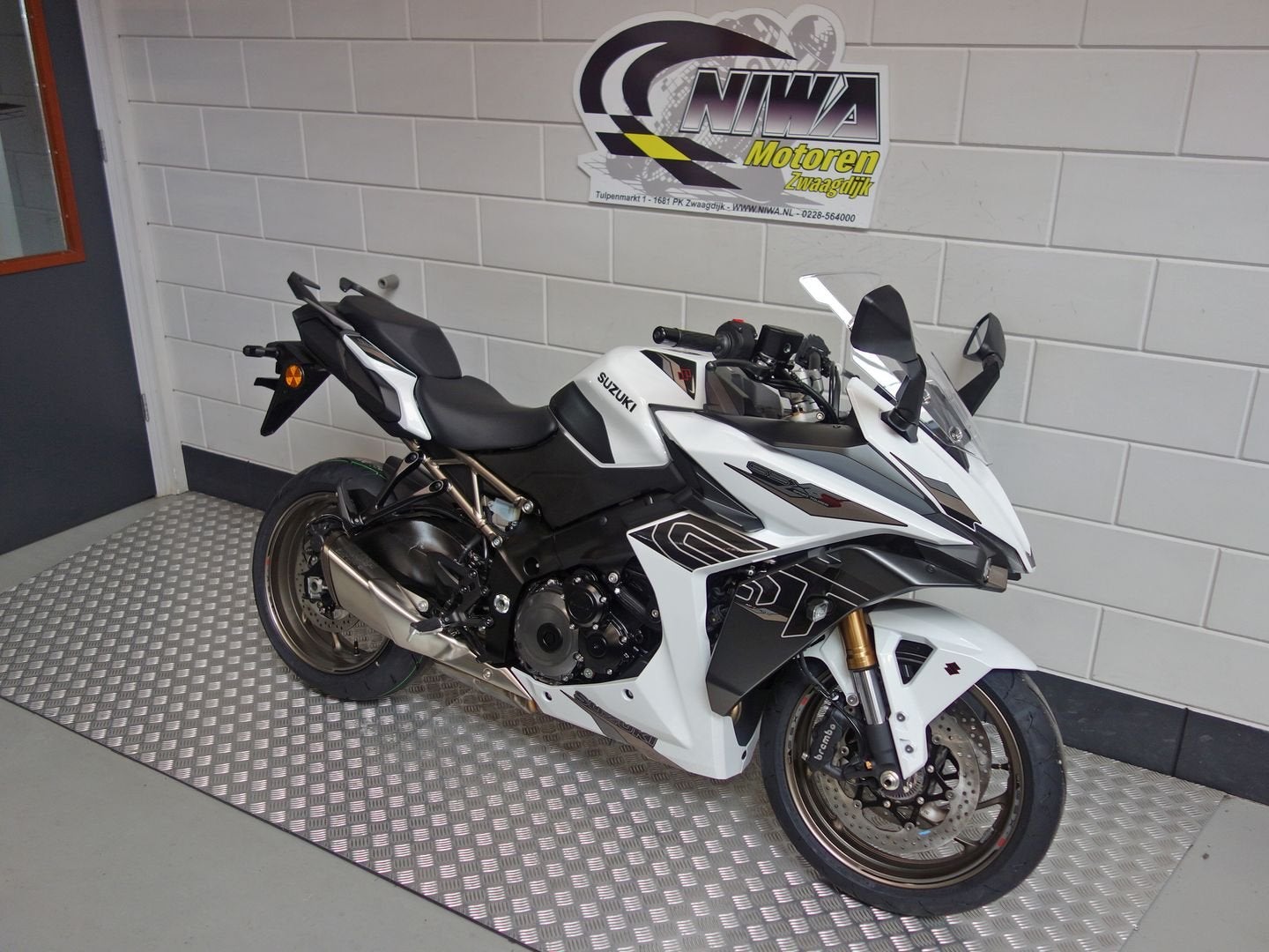 Suzuki GSX-S 1000 GT, SUZUKI, 4 cilinders, Motorrijbewijs A, Bedrijf