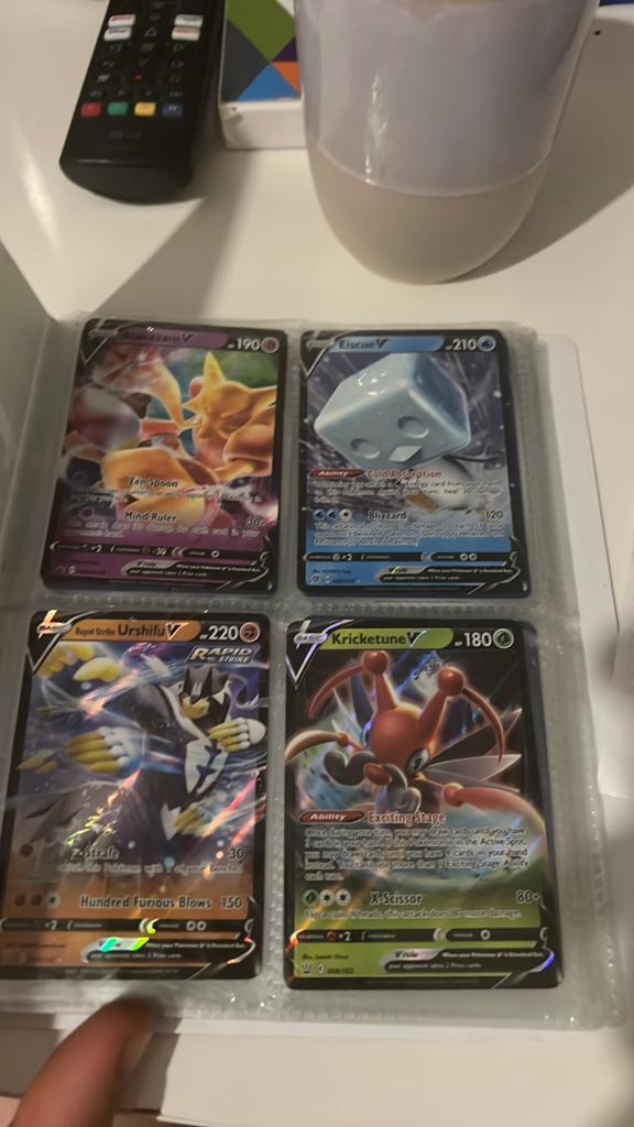 Pokemon, Hobby en Vrije tijd, Verzamelkaartspellen | Pokémon, Ophalen, Zo goed als nieuw