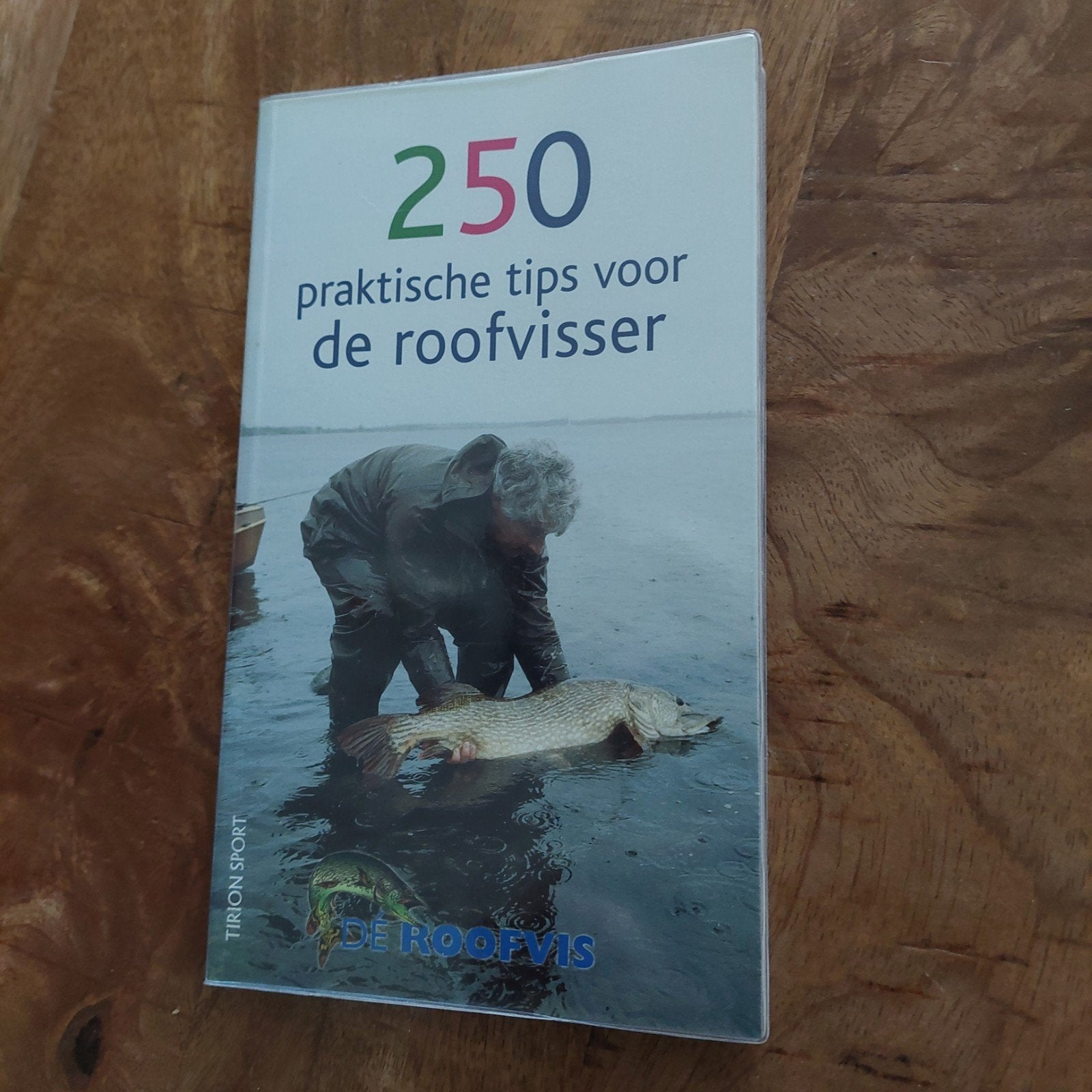 250 praktische tips voor de roofvisser, Watersport en Boten, Hengelsport | Roofvissen, Ophalen of Verzenden