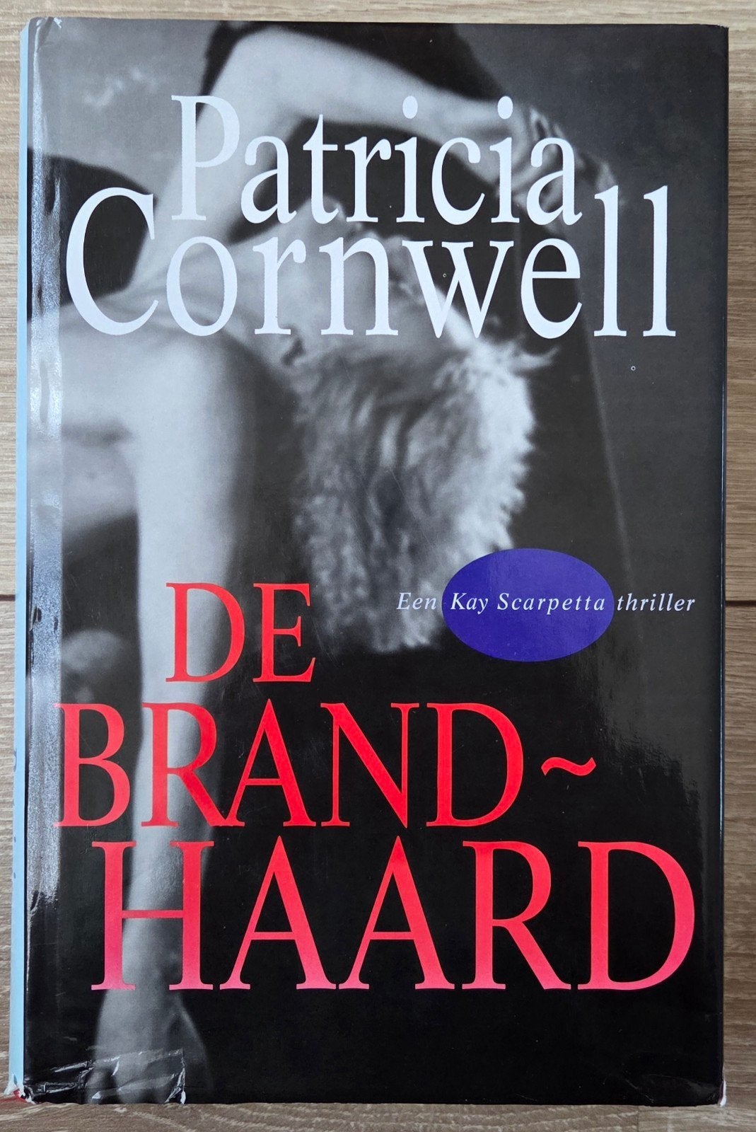 Patricia Cornwell - De brandhaard, Boeken, Thrillers, Zo goed als nieuw, Ophalen of Verzenden