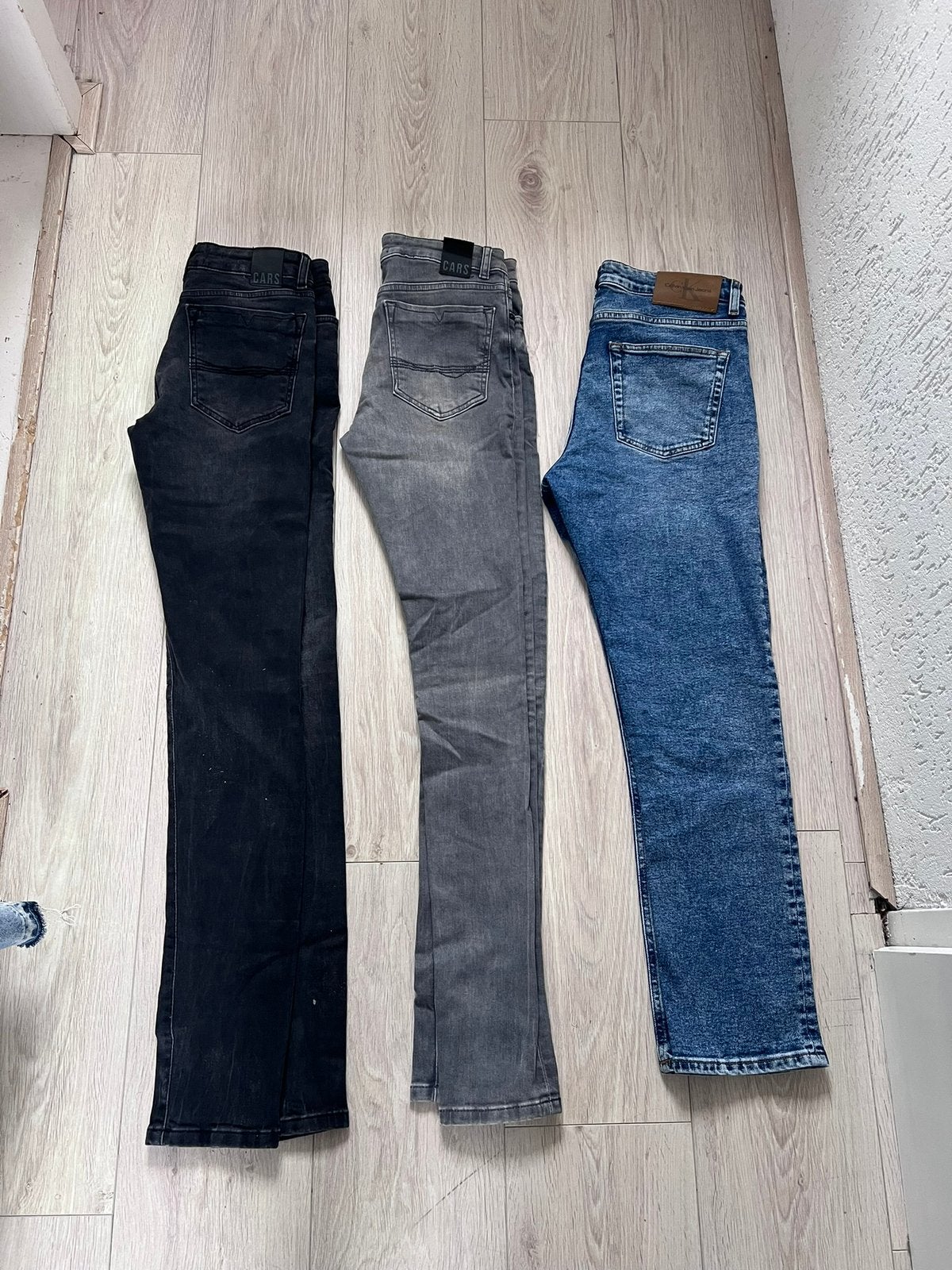 3 spijlerbroeken. 2 x vars jeans 1x calvin klein. Maat 16, Kinderen en Baby's, Ophalen of Verzenden, Zo goed als nieuw, Jongen
