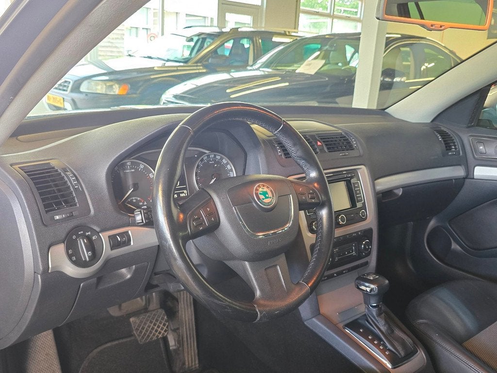 Skoda Octavia Combi 1.4 TSI Ambition Business Line/BOM VOL/, Auto's, Skoda, Euro 5, Gebruikt, Zwart, 4 cilinders