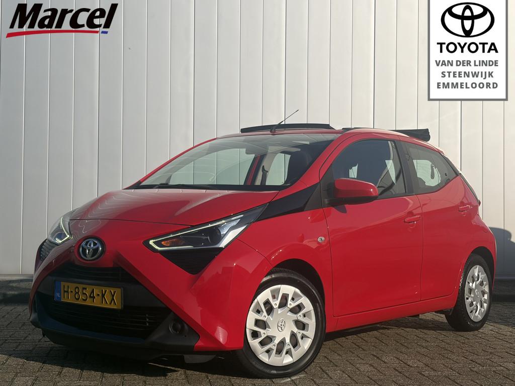 Toyota Aygo 1.0 VVT-i X-Play Cabrio NL Auto Dealer Onderhoud, Auto's, Voorwielaandrijving, 12 maanden, Gebruikt, Euro 6