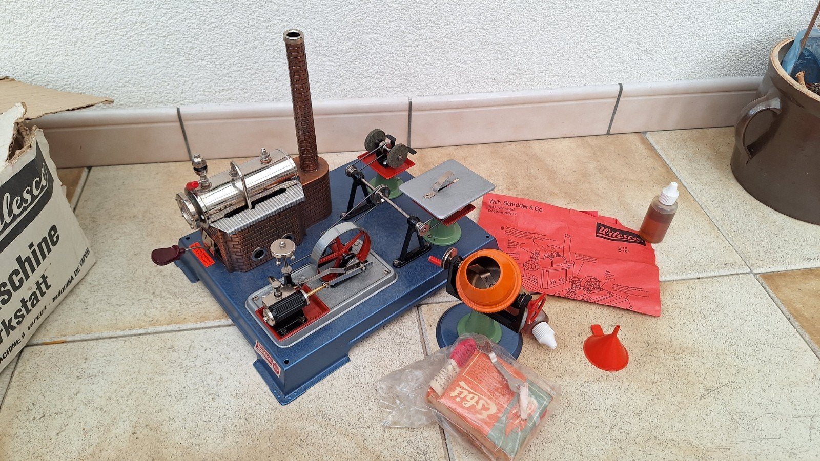 Wilesco stoommachine met accessoires en werkplaats, Ophalen of Verzenden, Zo goed als nieuw, Jongen of Meisje