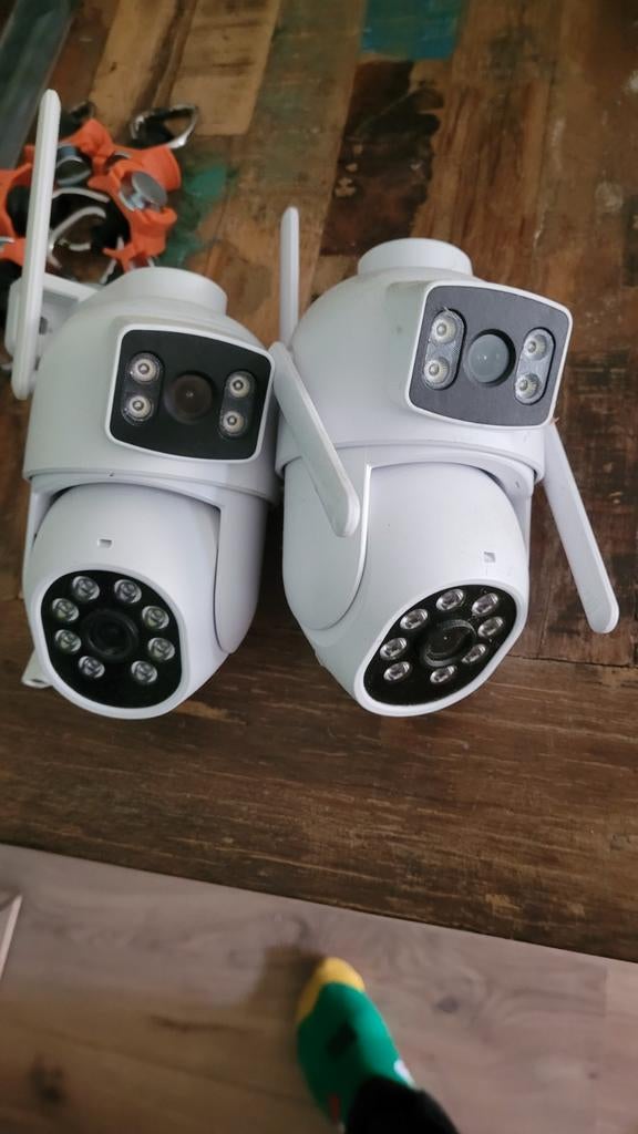 2x Bewakingscamera's (Aliexpress) - SD kaart/Cloud opslag, Ophalen of Verzenden, Gebruikt, Buitencamera