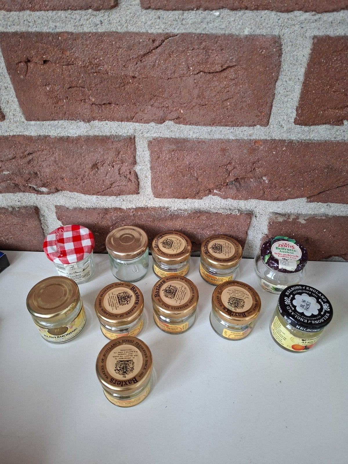 Miny glazen jampotjes 15 stuks,staan niet allemaal op foto, Ophalen of Verzenden, Zo goed als nieuw, Glas, Pot, Bus of Blik