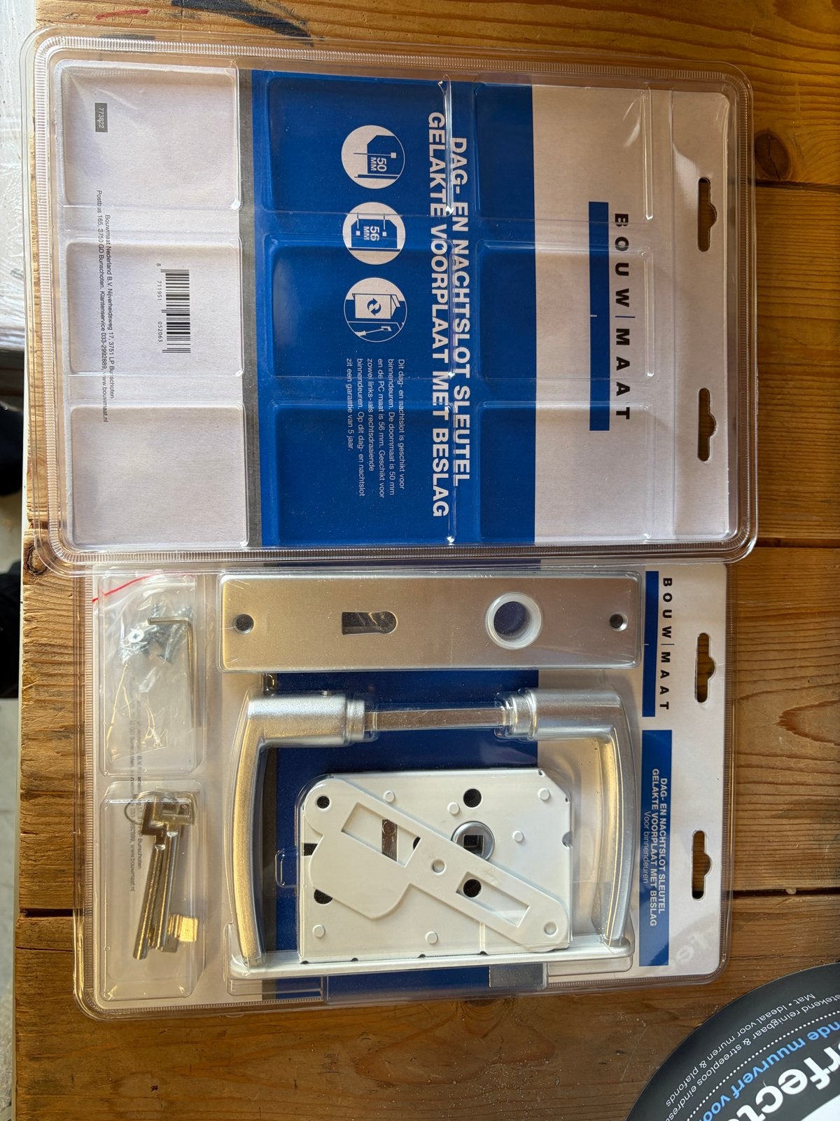 Nieuw Dag- en Nachtslot met Beslag voor Binnendeuren, Ophalen of Verzenden, Nieuw, Overige materialen, Slot