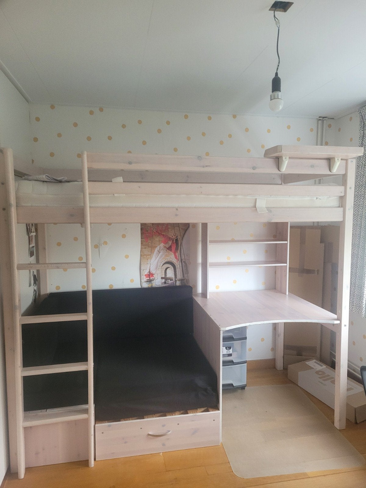 Flexa Hoogslaper met Bureau en Uitschuifbaar Bankbed, Ophalen