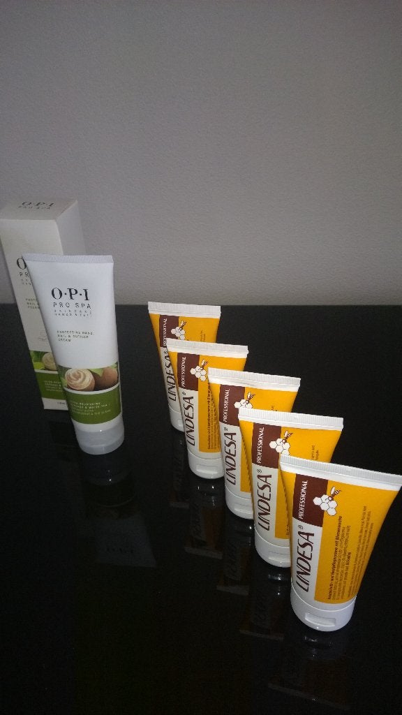 Lindesa  ( met bijenwas ) + OP1 Spa, Ophalen of Verzenden, Nieuw, Overige typen