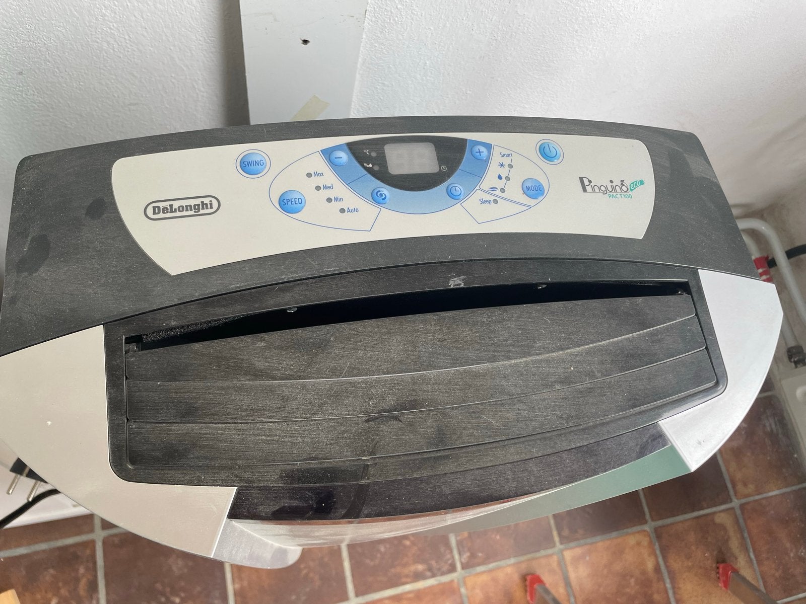 DeLonghi Pinguino Mobiele Airco - Koelen en Ontvochtigen, Gebruikt, Minder dan 60 m³, 3 snelheden of meer, Ophalen of Verzenden