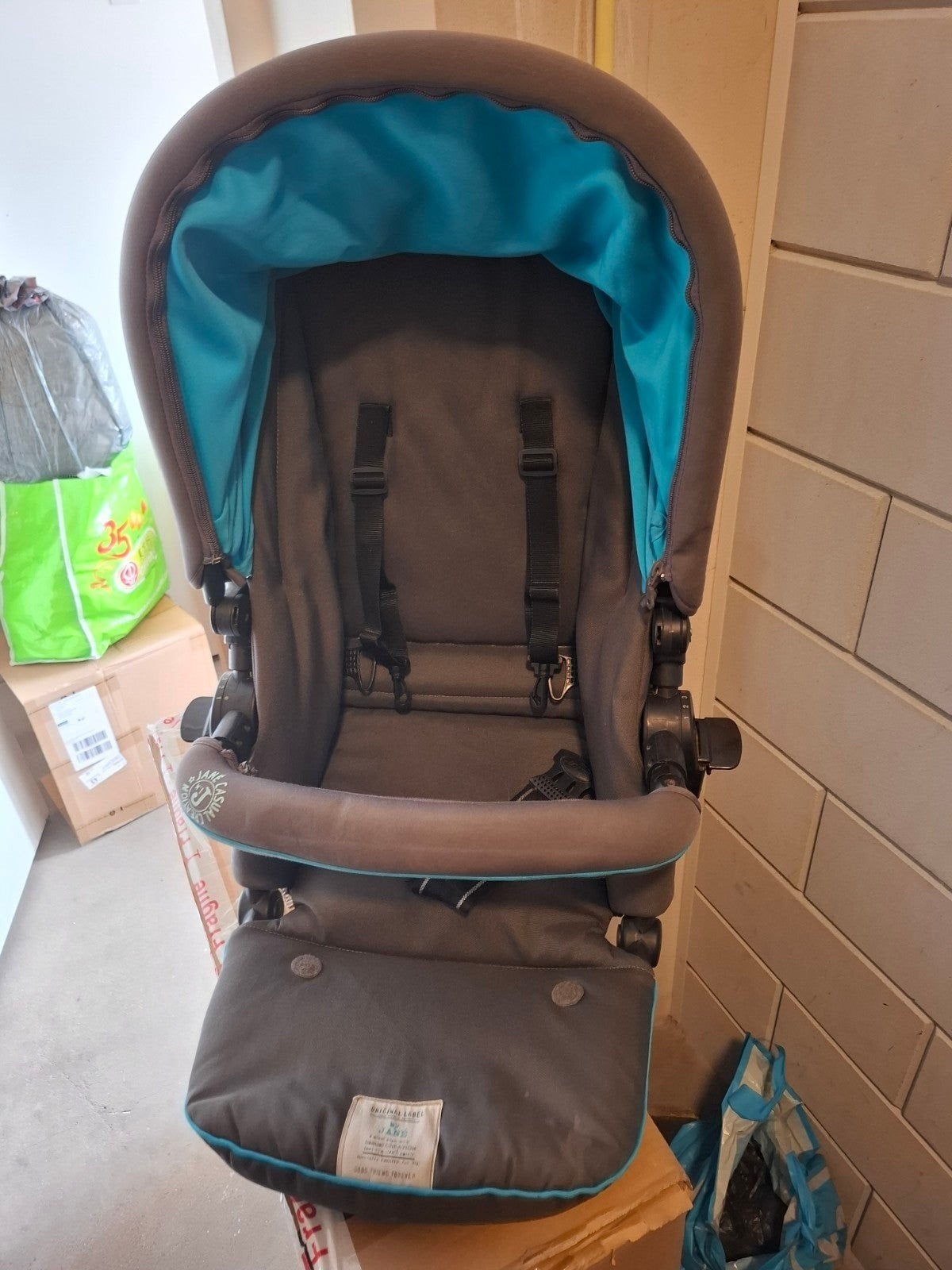 Old wagon for babies, Ophalen, Gebruikt