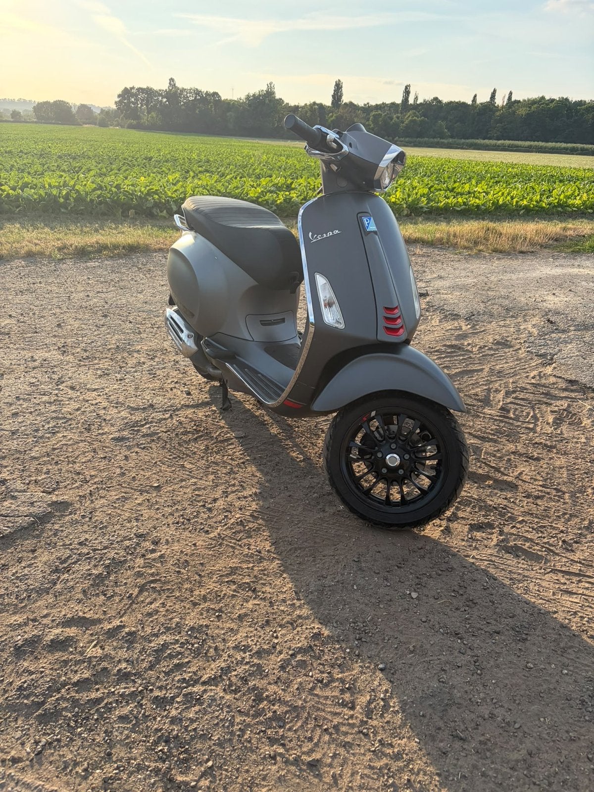 Vespa Sprint S 2022 - Zo goed als nieuw, Fietsen en Brommers, Ophalen, Zo goed als nieuw, Vespa S