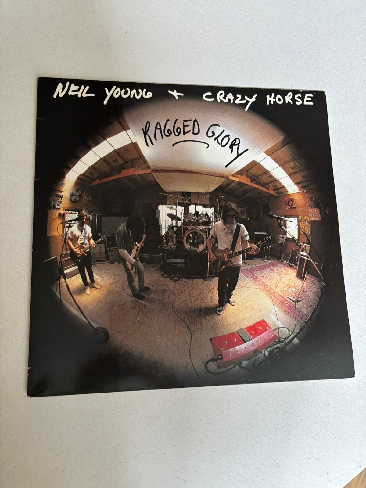 Lp neil young - ragged glory 1990 eu near mint vinyl!, Ophalen of Verzenden, Zo goed als nieuw, 12 inch, Poprock