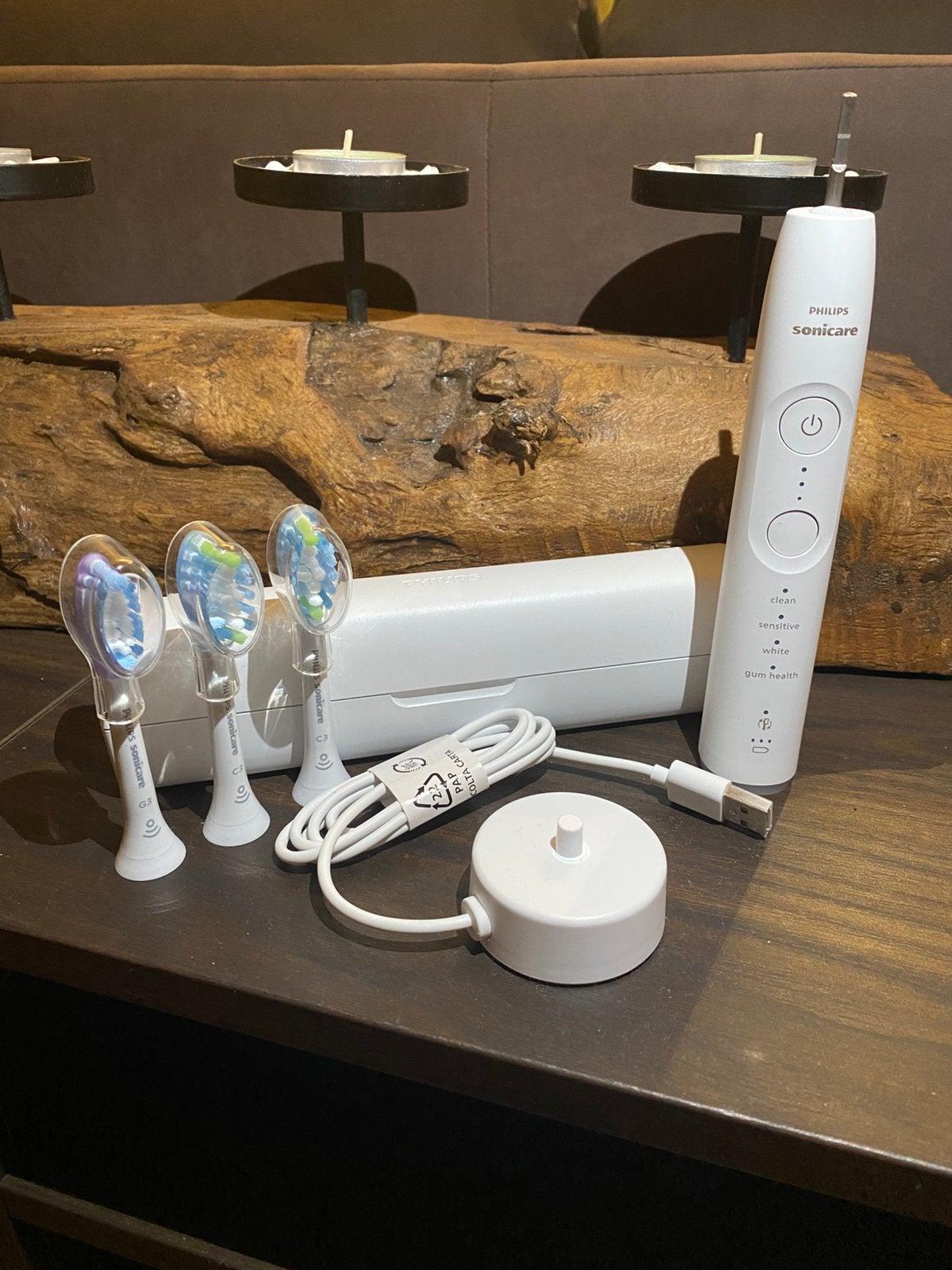 Phillips Sonicare series 7100 + 3 opzetborstels GRATIS, Ophalen of Verzenden, Nieuw, Scheren en Epileren