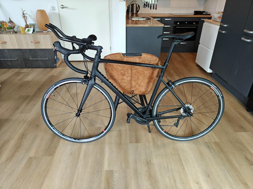 Van Rysel EDR AF 105 zwart Racefiets / Wielrenfiets, 28 inch, Aluminium, Zo goed als nieuw, Meer dan 20 versnellingen