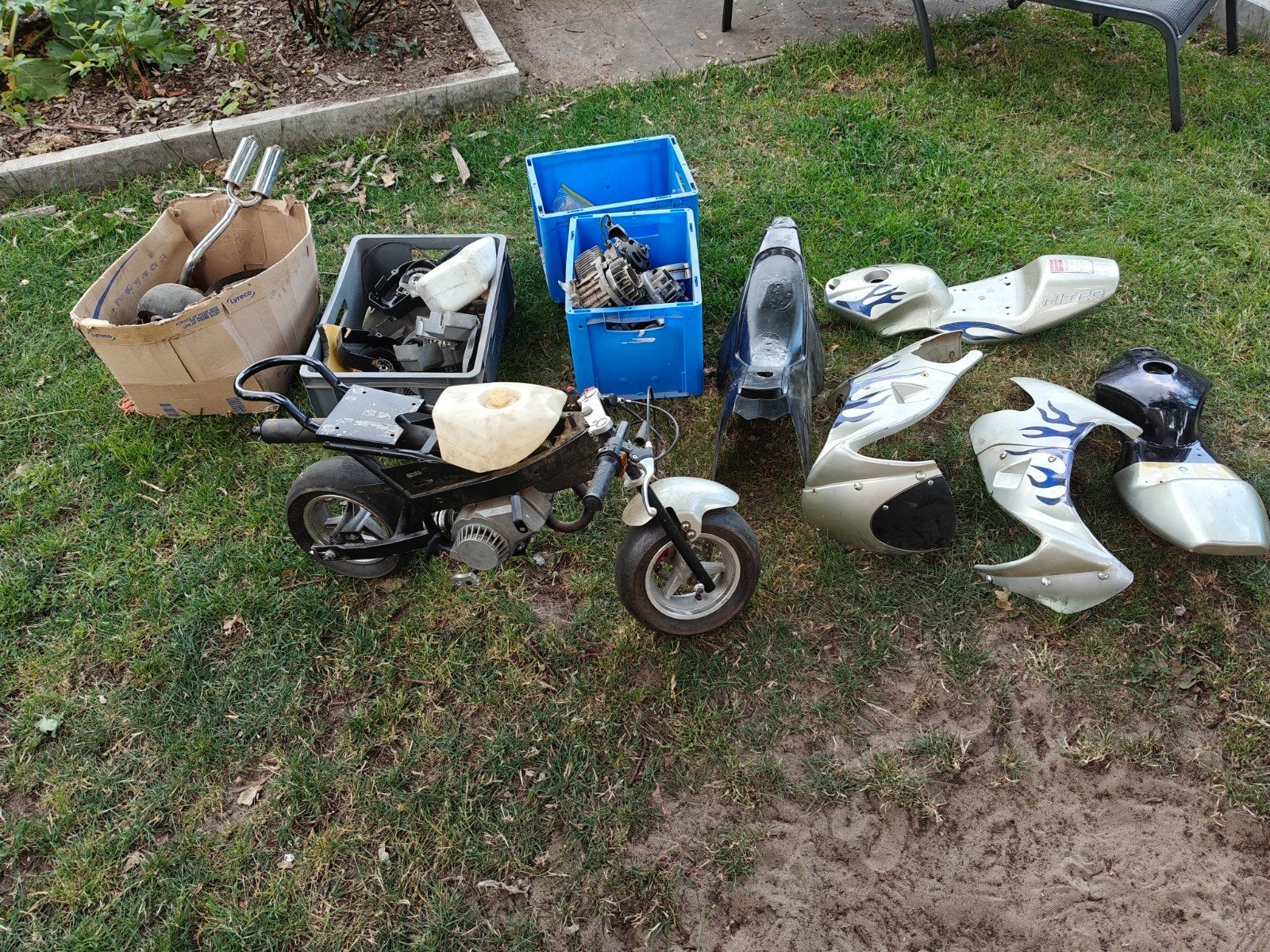 Minibike met veel onderdelen loopt perfect, Ophalen, Gebruikt, Schijfrem, Overige typen