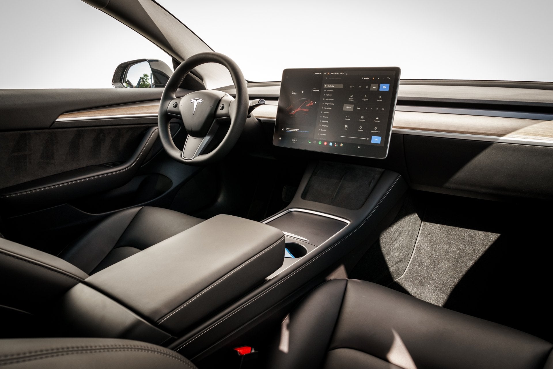 Foto 3 van Tesla Model 3 Standard RWD Plus 60 kWh | AMD | LFP | Warmtep