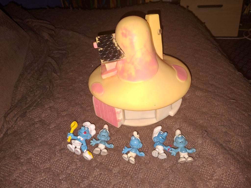 Smurfen huisje, Ophalen of Verzenden, Zo goed als nieuw, Verschillende Smurfen