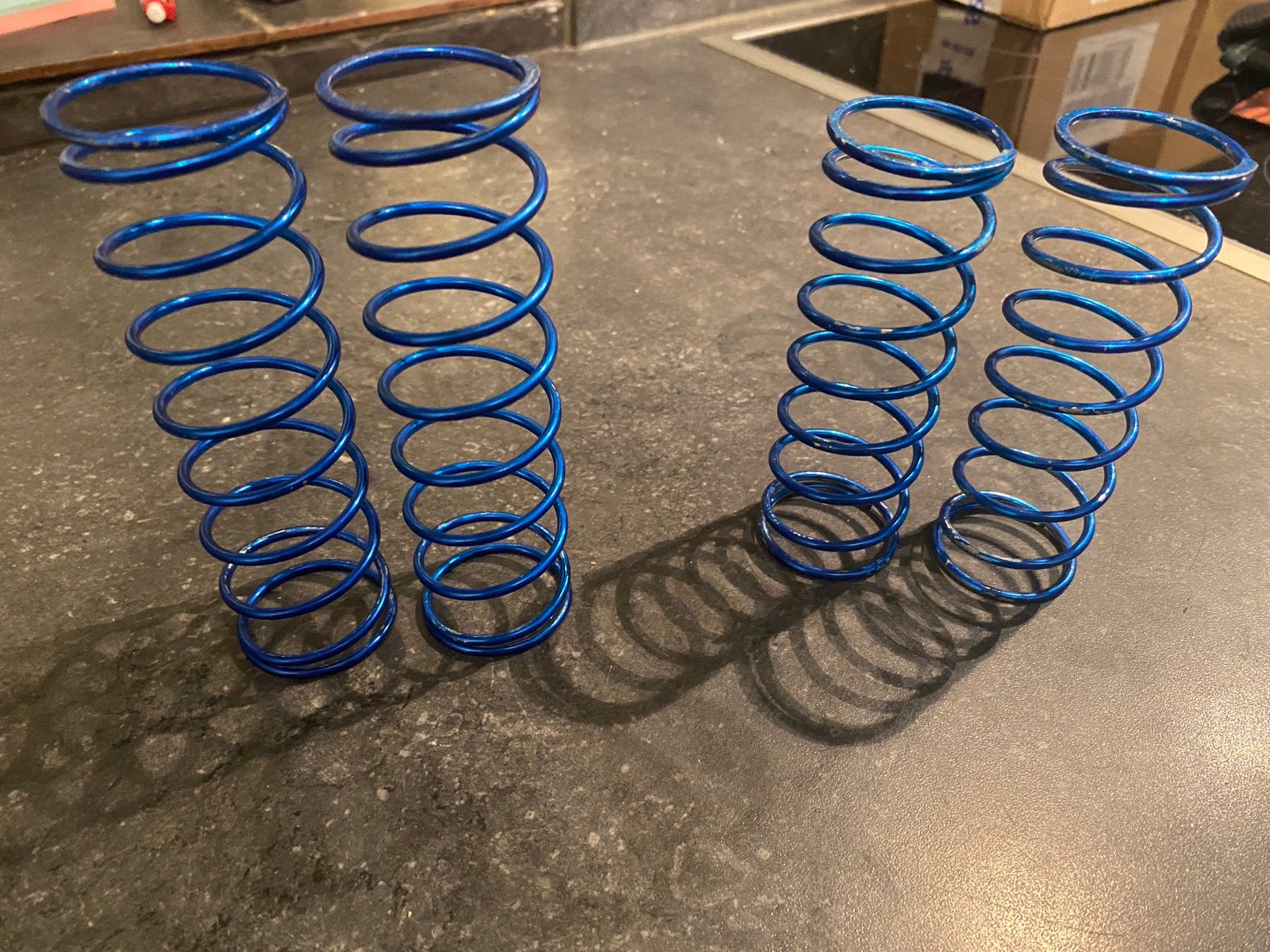 Blauwe veren voor/achter losi 5ive t .en rode achterveren, Benzine, Gebruikt, Auto offroad, Ophalen of Verzenden