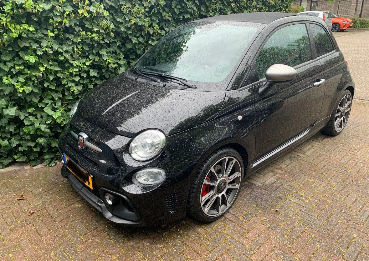 Abarth bumper set.  Gaat alleen weg als complete set!!!!, Ophalen, Gebruikt, Voor, Bumper