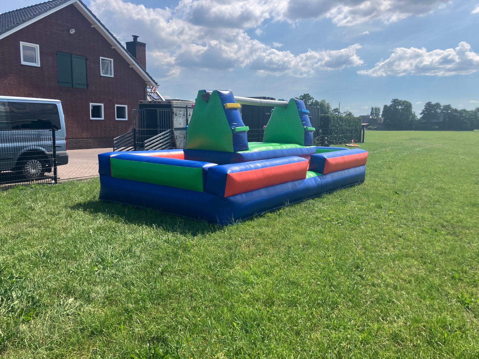 Springkussen te koop, Hobby en Vrije tijd, Ophalen of Verzenden, Zo goed als nieuw, Overige