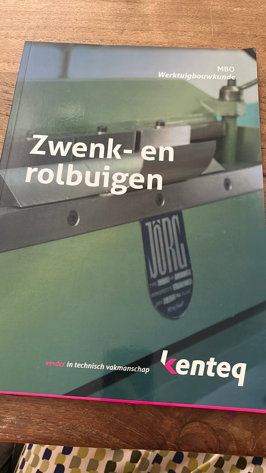 Zwenk- en rondbuigen, Ophalen of Verzenden, Zo goed als nieuw, Overige niveaus, Nederlands