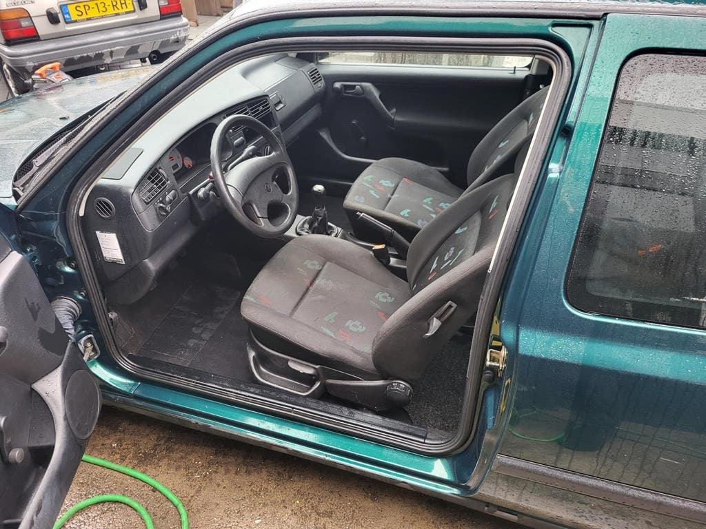 Volkswagen Golf 1.9 D CL kat.3drs, foto 11