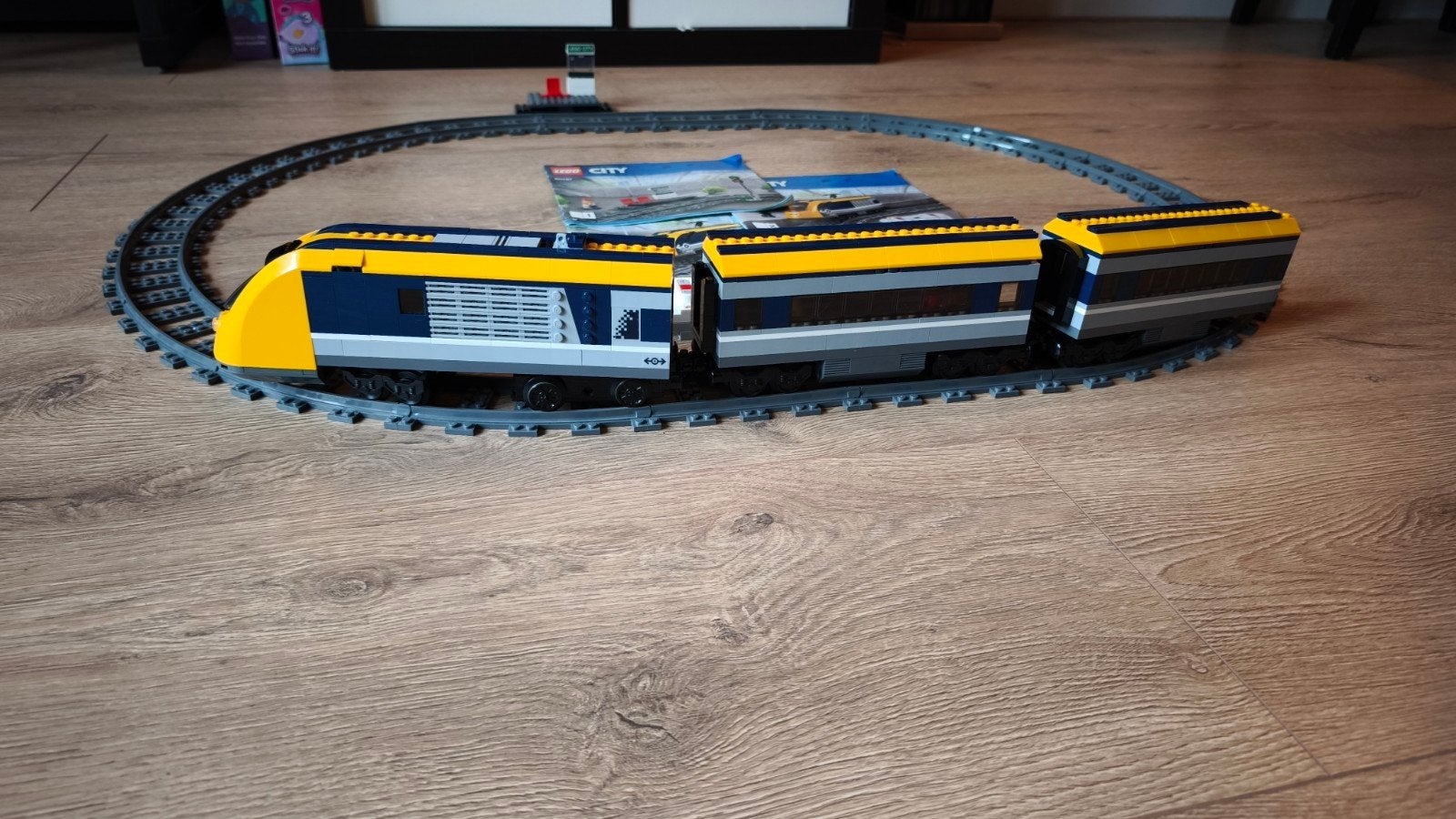 LEGO City Passagierstrein 60197, Ophalen, Zo goed als nieuw
