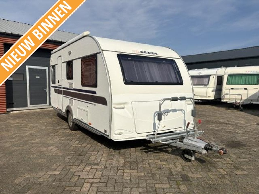 Adria Altea 472 LU bj.2012 met mover en cassette luifel, Caravans en Kamperen, Rondzit, Bedrijf, Adria, Overige typen