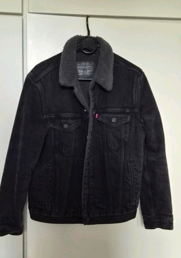 Levi's Sherpa Trucker Jacket Zwart - Maat S, Levi's, Zwart, Ophalen of Verzenden, Zo goed als nieuw