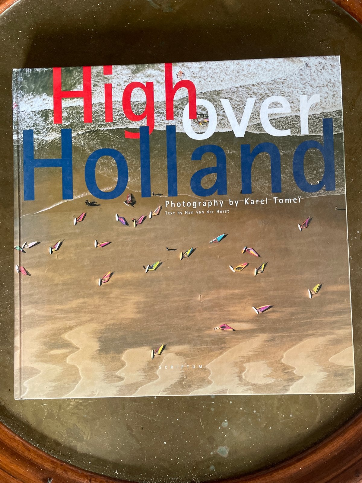 High over Holland - Fotoboek Karel Tomeï  ,zie andere, Ophalen of Verzenden, Zo goed als nieuw, Fotografie algemeen