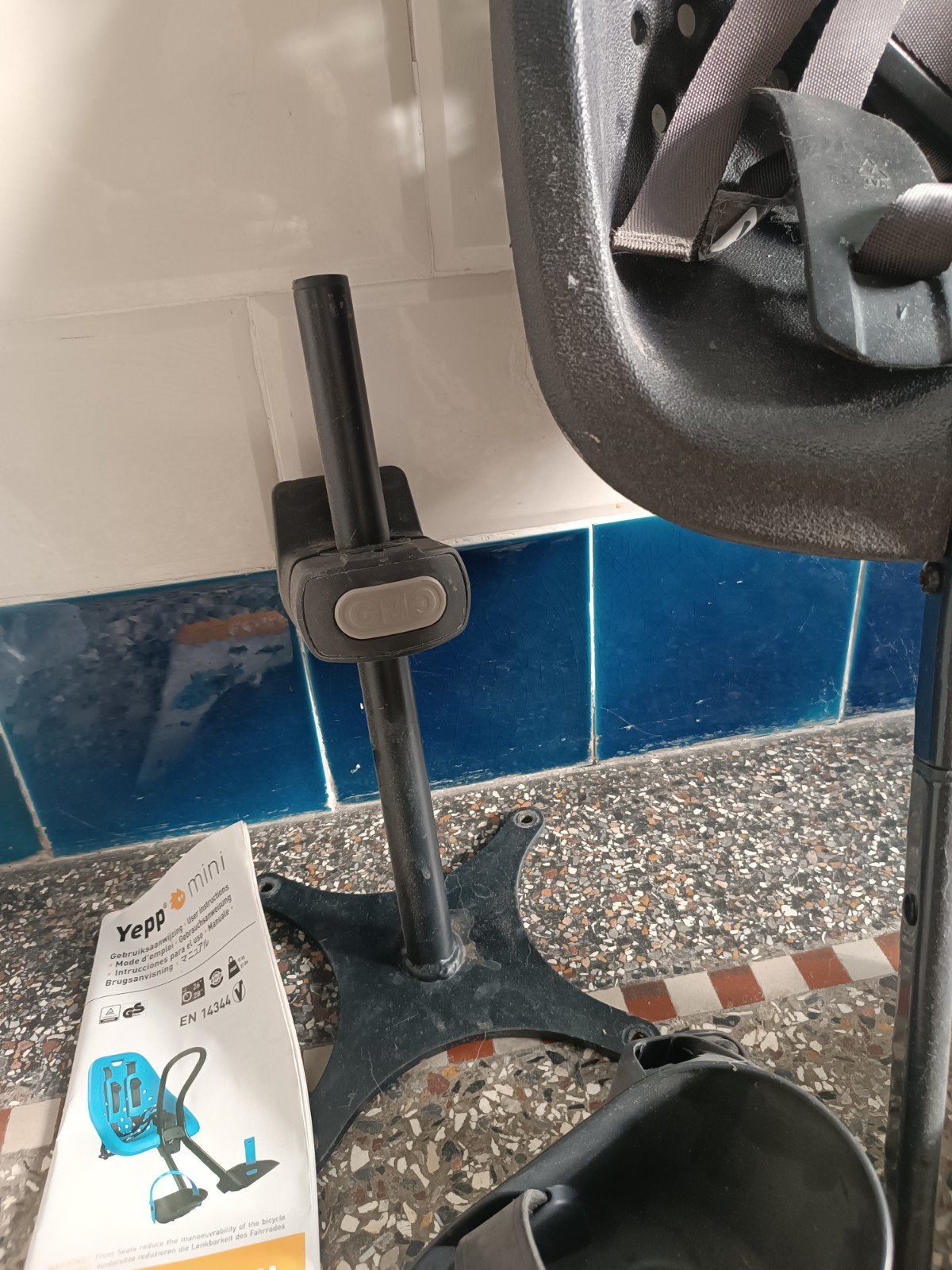 Yepp Mini voorzitje met Bakfietsnl montagepen, Gebruikt, Yepp, Voorzitje, Ophalen of Verzenden