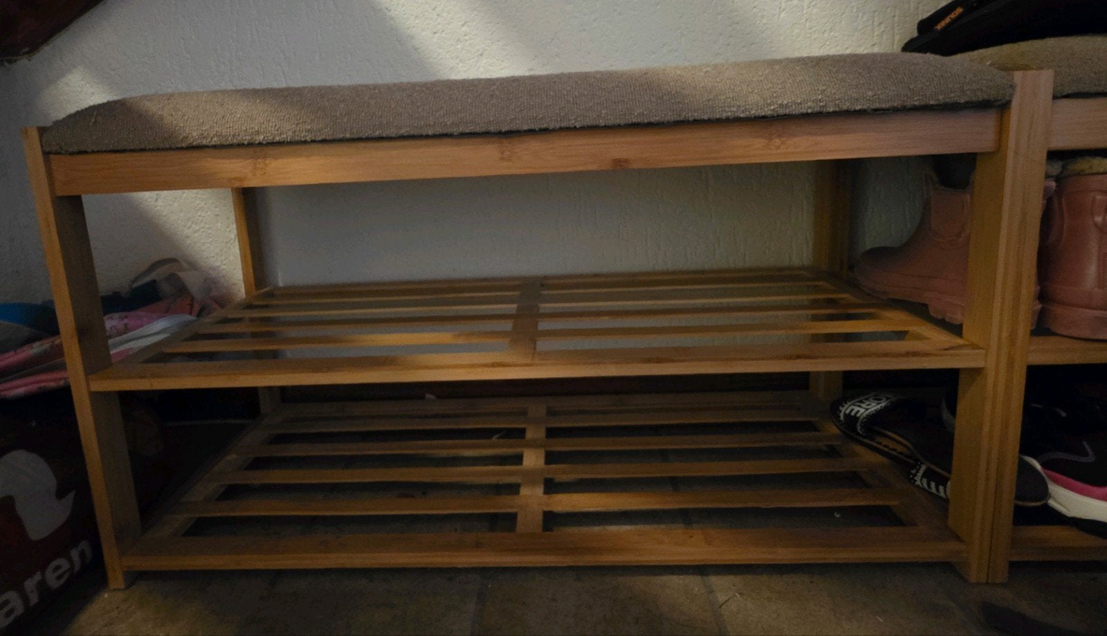 schoenenrek halbankje, Ophalen