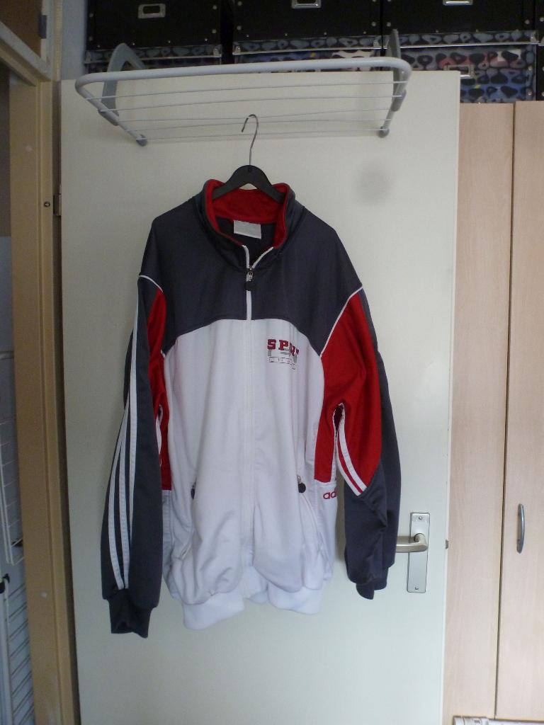 ADIDAS sport vest jack wit grijs rood L  -GRATIS zend, Maat 52/54 (L), Overige kleuren, Verzenden, Zo goed als nieuw