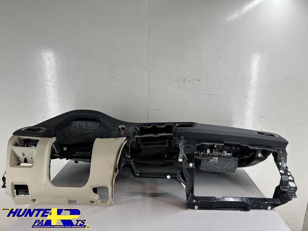 Dashboard zwart Volvo V60/S60 ('10-'18) 39826873, Auto-onderdelen, Gebruikt, Ophalen of Verzenden, Volvo