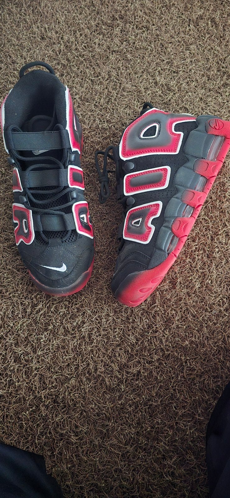 Nike Air More Uptempo '96 Zwart Rood Maat 42, Gebruikt, Ophalen of Verzenden, Nike, Jongen of Meisje
