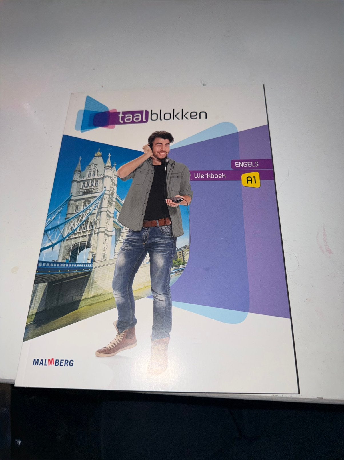 Taalblokken Engels A1 Werkboek Malmberg, Boeken, Verzenden, Zo goed als nieuw, Overige niveaus, Engels
