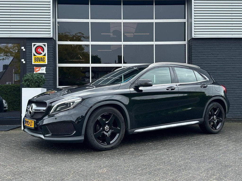 Mercedes-Benz GLA 200 Prestige AMG Automaat, Bluetooth, Crui, Gebruikt, 715 kg, Zwart, 1595 cc