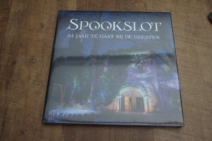 efteling pin  spookslot boek, Verzamelen, Efteling, Nieuw, Button of Speldje, Ophalen of Verzenden