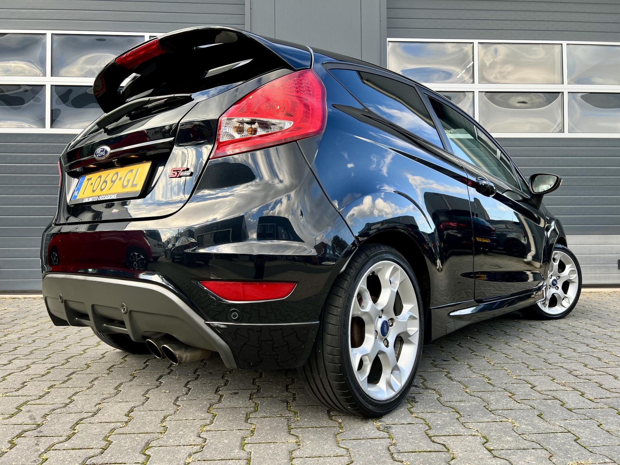 Ford Fiesta 1.6 METAL *ST-LINE*135PK*CAMERA, 1596 cc, 135 pk, Gebruikt, 31 €/maand
