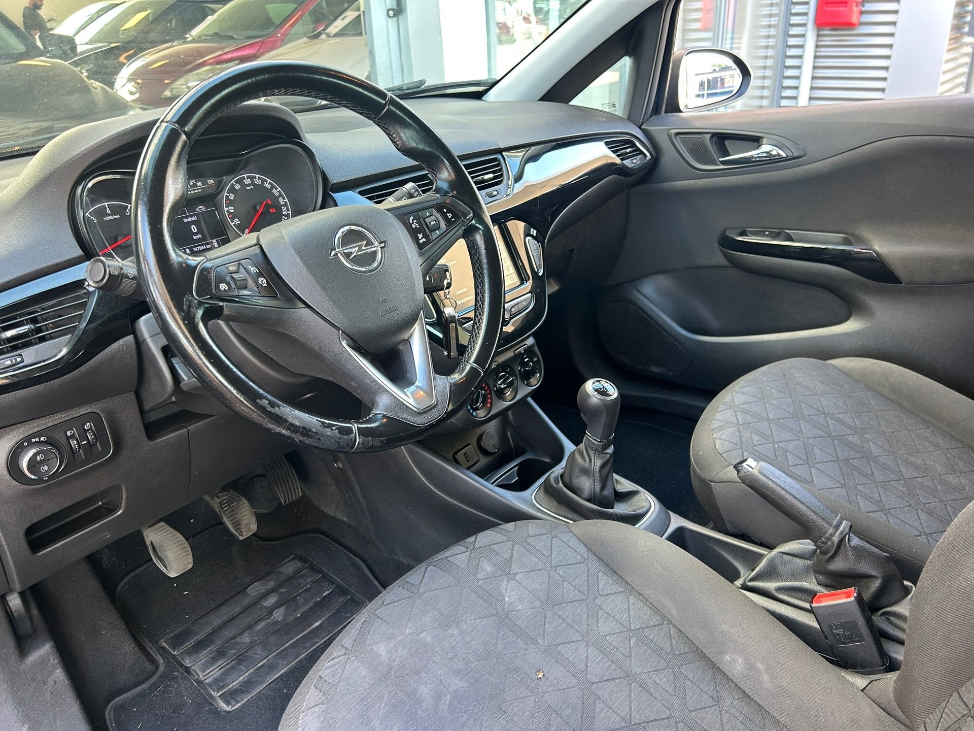 Foto 16 van Opel Corsa 1.2 Black Edition |Apple Carplay|Airco|1EIG|Cruis