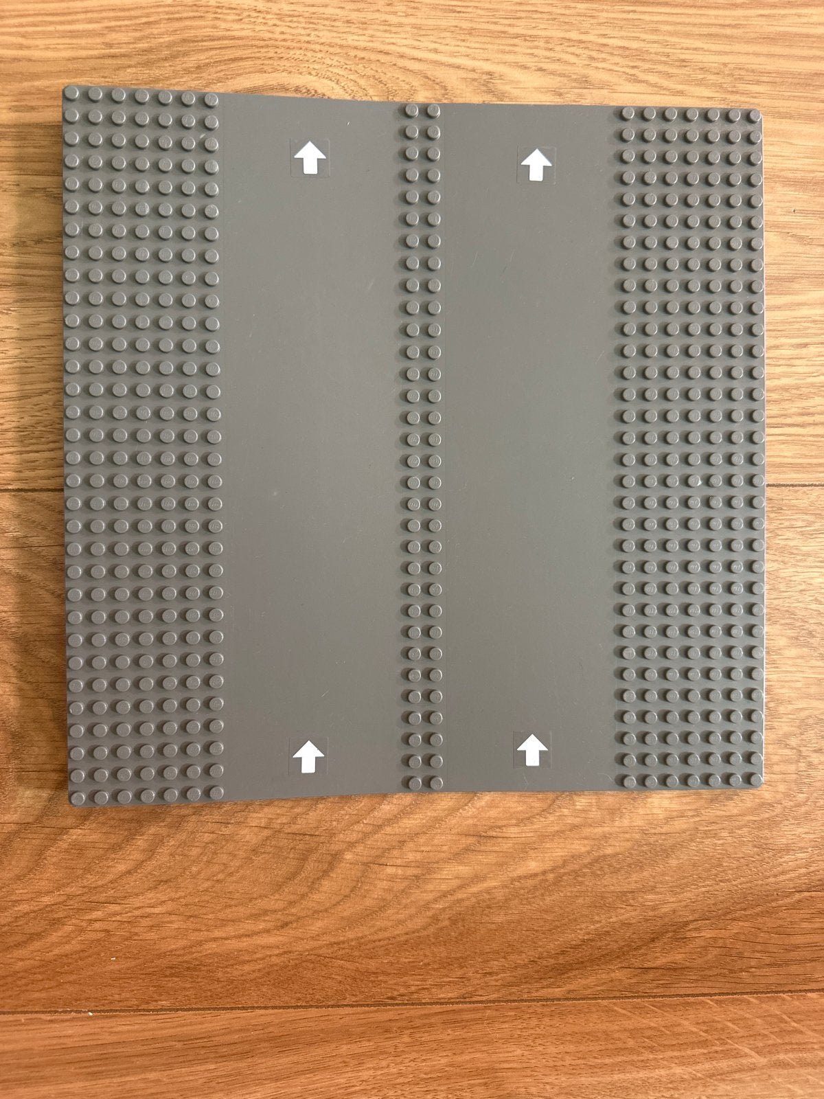 Lego grondplaat 32x32 weg met dubbele pijl markering, Ophalen of Verzenden, Gebruikt, Grondplaat, Lego