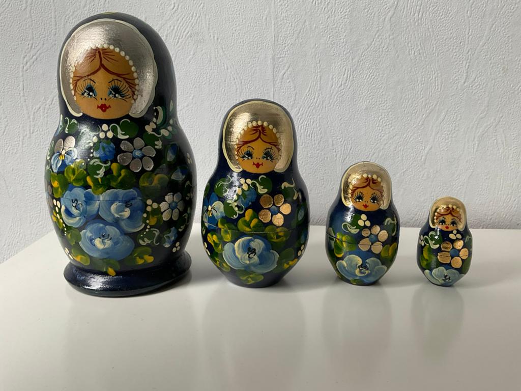 Matroesjka 4-delig, Verzamelen, Poppetjes en Figuurtjes, Ophalen of Verzenden, Gebruikt