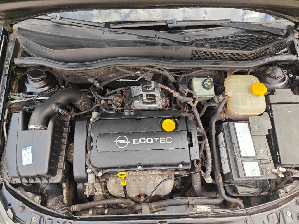 Foto 18 van Opel Astra Wagon 1.6 Nieuw distributieriem APK 7/27 Trekhaak